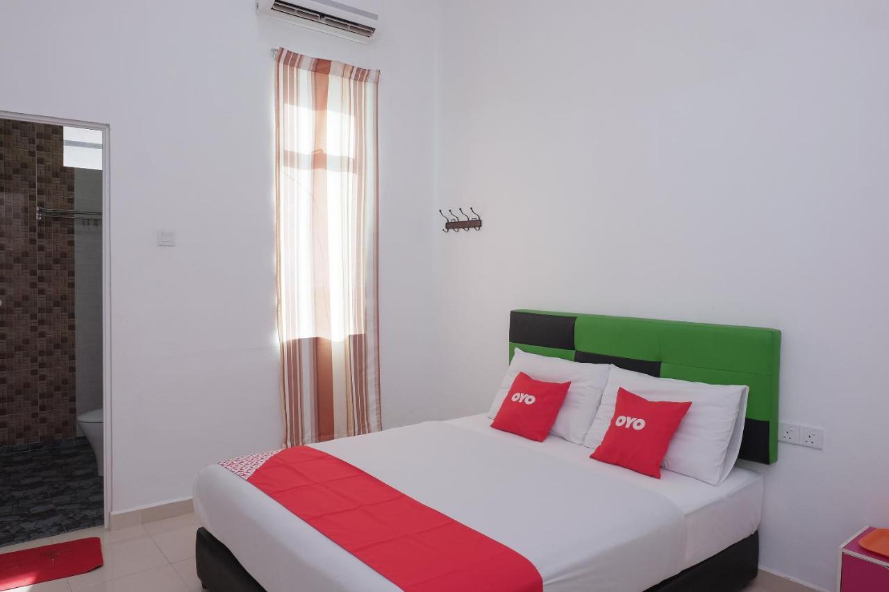 קואלה רומפין Oyo 90005 Dc Villa Guest House מראה חיצוני תמונה